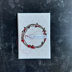 Simple and Basic Die "Wreath with Berries" 