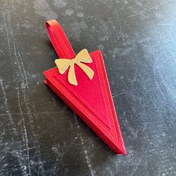 Simple and Basic Die "Triangle Cone"  