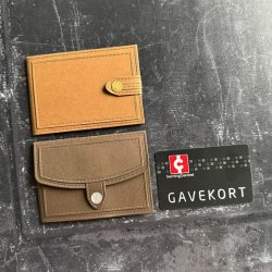 Simple and Basic Die "Wallet" 