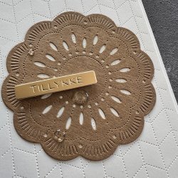 Simple and Basic Die "Doily on a Tag" 