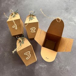 Simple and Basic Die "Small Basket with Closure" 